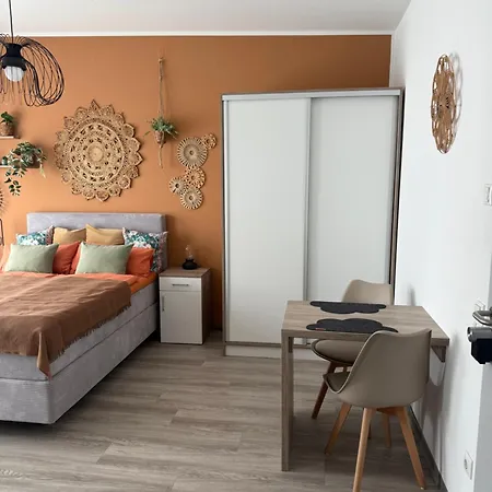 Apartment Desert Rose 34 In *